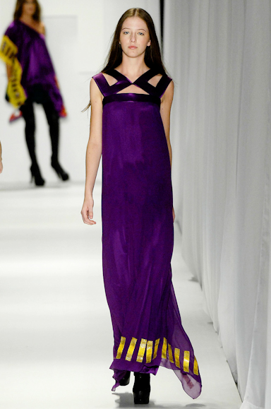 desfiles-fhfeminino-saopauloinverno2008rtw-102