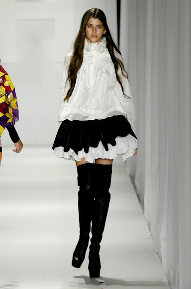 desfiles-fhfeminino-saopauloinverno2008rtw-111