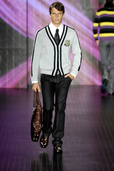 desfiles-fhmen-saopauloinverno2008rtw-107