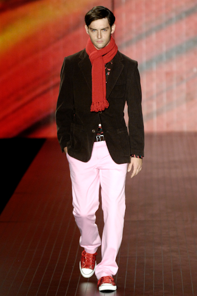 desfiles-fhmen-saopauloinverno2008rtw-116