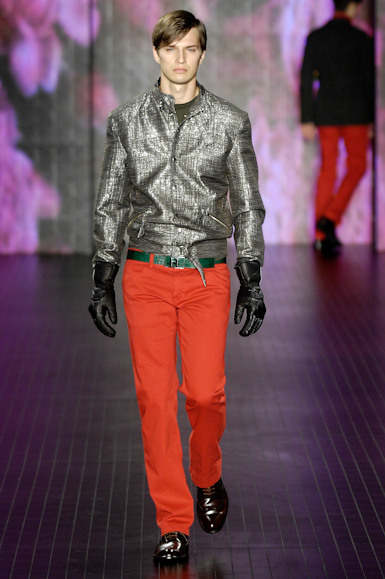 desfiles-fhmen-saopauloinverno2008rtw-117