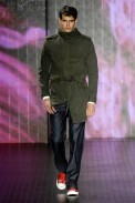 desfiles-fhmen-saopauloinverno2008rtw-118