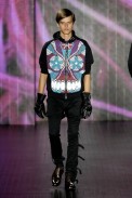desfiles-fhmen-saopauloinverno2008rtw-121