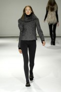 desfiles-gloriacoelho-saopauloinverno2008rtw-103
