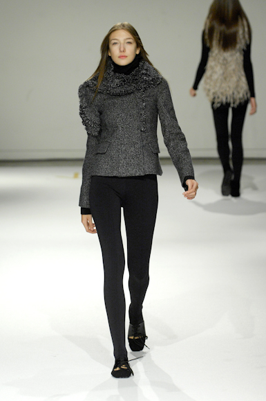 desfiles-gloriacoelho-saopauloinverno2008rtw-103