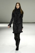 desfiles-gloriacoelho-saopauloinverno2008rtw-104