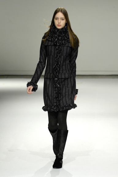 desfiles-gloriacoelho-saopauloinverno2008rtw-104