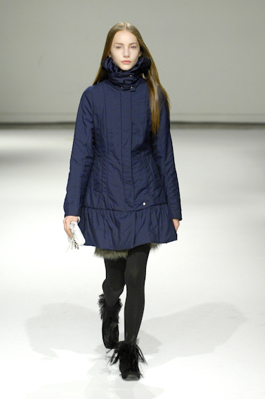 desfiles-gloriacoelho-saopauloinverno2008rtw-107