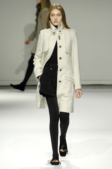 desfiles-gloriacoelho-saopauloinverno2008rtw-112