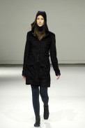desfiles-gloriacoelho-saopauloinverno2008rtw-117
