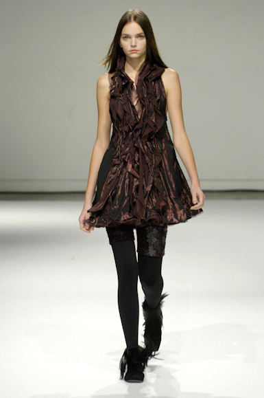 desfiles-gloriacoelho-saopauloinverno2008rtw-121