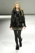 desfiles-gloriacoelho-saopauloinverno2008rtw-131