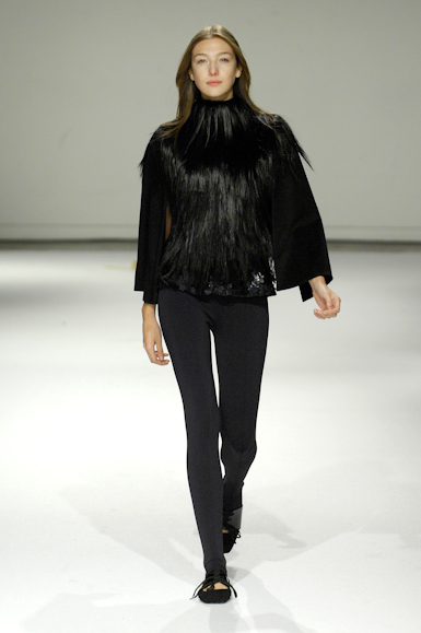 desfiles-gloriacoelho-saopauloinverno2008rtw-140