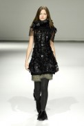 desfiles-gloriacoelho-saopauloinverno2008rtw-148