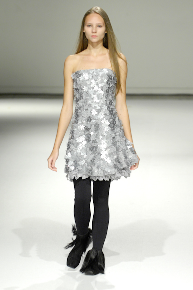 desfiles-gloriacoelho-saopauloinverno2008rtw-151