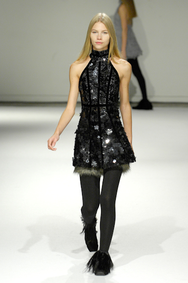 desfiles-gloriacoelho-saopauloinverno2008rtw-153