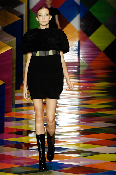 desfiles-herchfeminino-saopauloinverno2008rtw-106