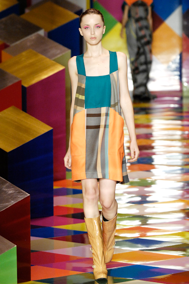 desfiles-herchfeminino-saopauloinverno2008rtw-124