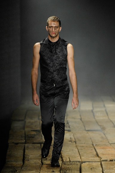 desfiles-herchmen-saopauloinverno2008rtw-114