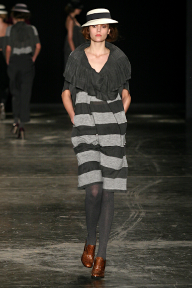 desfiles-huisclos-saopauloinverno2008rtw-104