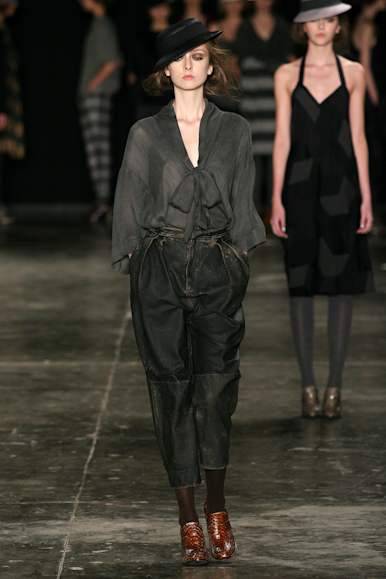 desfiles-huisclos-saopauloinverno2008rtw-110