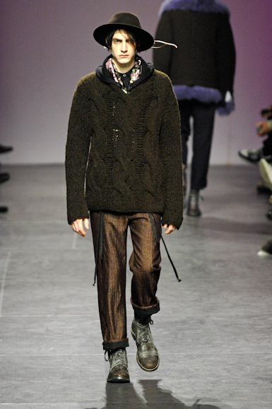 desfiles-anndemeulemeester-parisinverno2008men-109