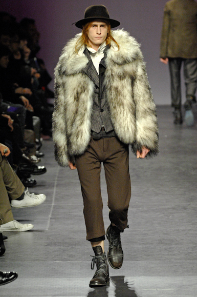 desfiles-anndemeulemeester-parisinverno2008men-112