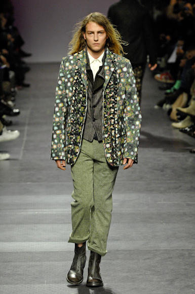 desfiles-anndemeulemeester-parisinverno2008men-114