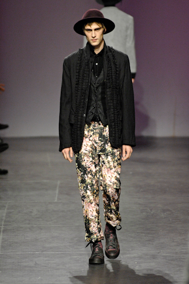desfiles-anndemeulemeester-parisinverno2008men-123