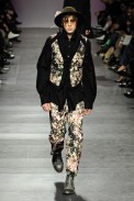 desfiles-anndemeulemeester-parisinverno2008men-130
