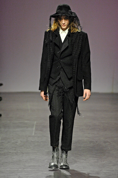 desfiles-anndemeulemeester-parisinverno2008men-131