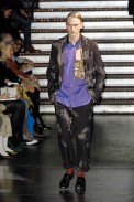 desfiles-commedesgarcons-parisinverno2008men-109