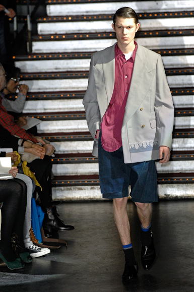 desfiles-commedesgarcons-parisinverno2008men-113