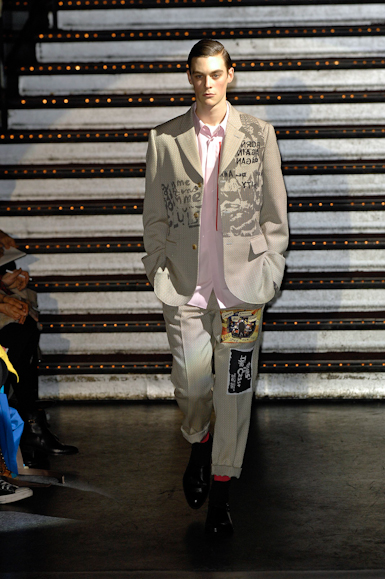 desfiles-commedesgarcons-parisinverno2008men-115
