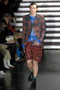 desfiles-commedesgarcons-parisinverno2008men-119