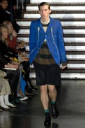 desfiles-commedesgarcons-parisinverno2008men-131