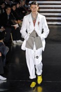 desfiles-commedesgarcons-parisinverno2008men-137