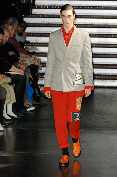 desfiles-commedesgarcons-parisinverno2008men-139