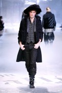 desfiles-johngalliano-parisinverno2008men-129
