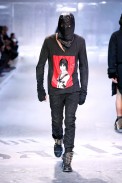desfiles-johngalliano-parisinverno2008men-137