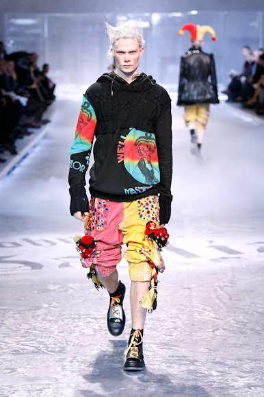 desfiles-johngalliano-parisinverno2008men-150