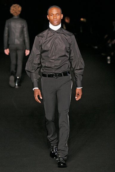 desfiles-dior-parisinverno2008men-110