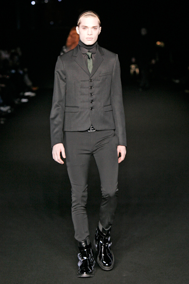desfiles-dior-parisinverno2008men-122