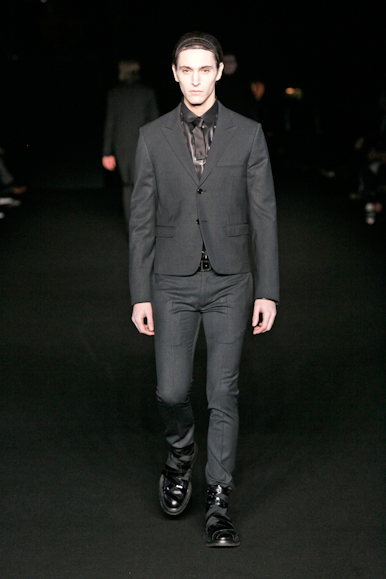 desfiles-dior-parisinverno2008men-124
