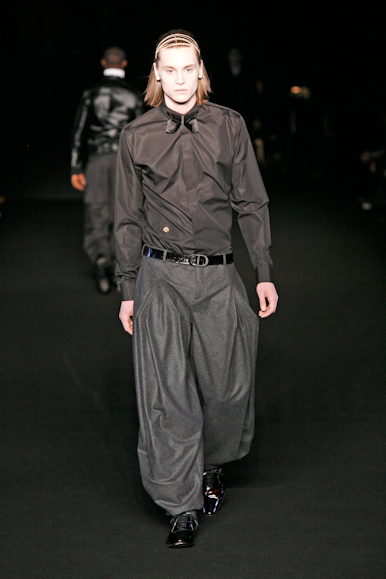 desfiles-dior-parisinverno2008men-136