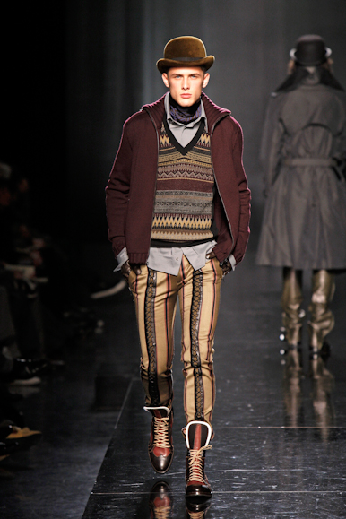 desfiles-jpgaultier-parisinverno2008men-139