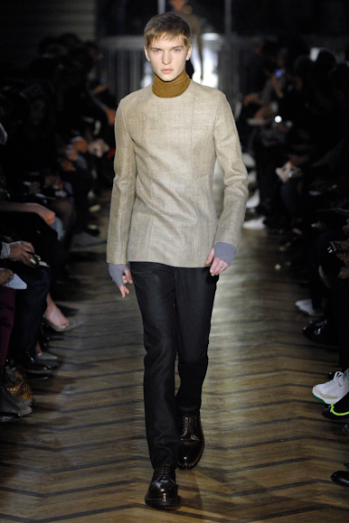 desfiles-rafsimons-parisinverno2008men-102