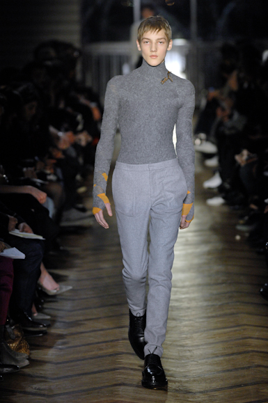 desfiles-rafsimons-parisinverno2008men-104