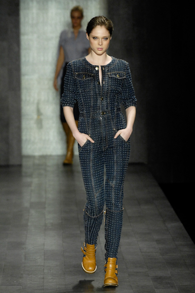 desfiles-zoomp-saopauloinverno2008rtw-101