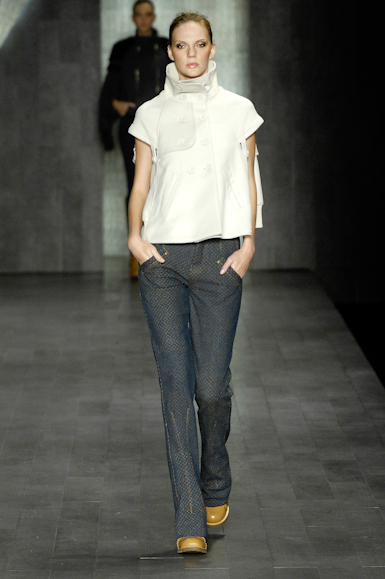 desfiles-zoomp-saopauloinverno2008rtw-109